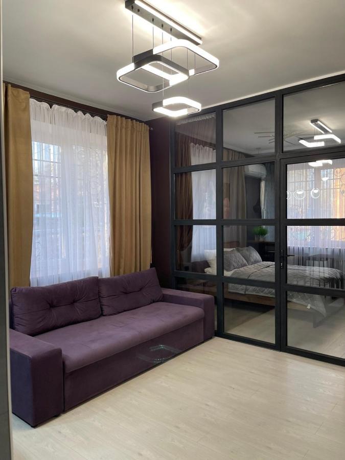 Vel Люкс Apartment Chernivtsi Exterior photo