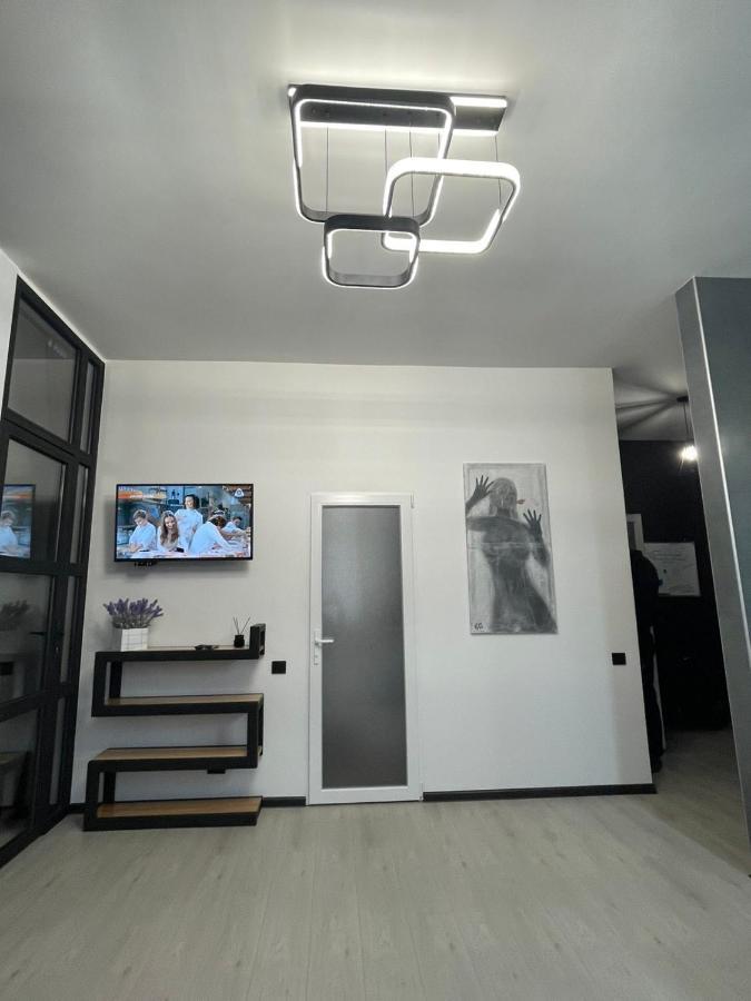 Vel Люкс Apartment Chernivtsi Exterior photo
