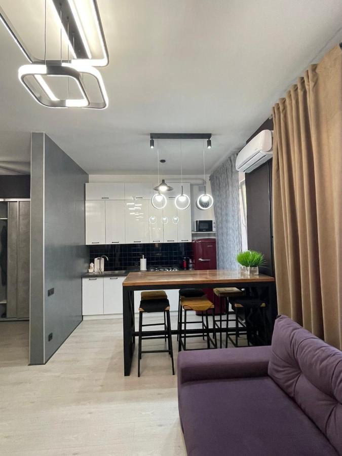 Vel Люкс Apartment Chernivtsi Exterior photo