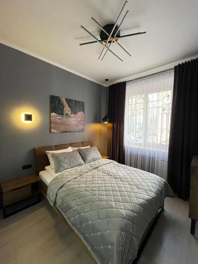 Vel Люкс Apartment Chernivtsi Exterior photo
